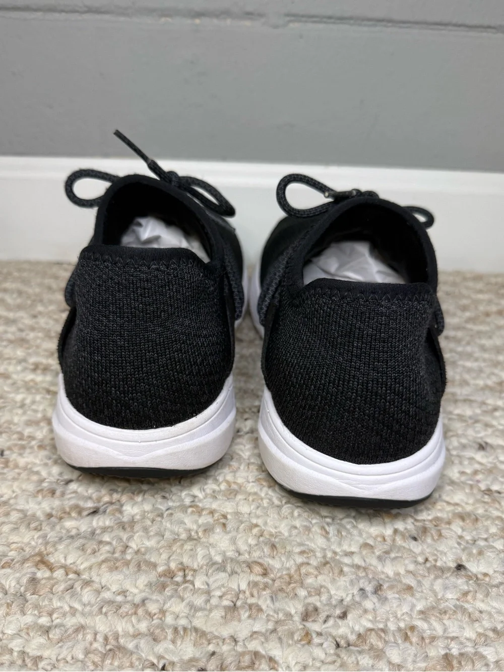 Vessi Cityscape Lace Up Sneakers in Black Women’s Size 8 Waterproof Sneakers